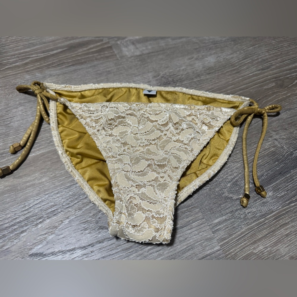 Venus Lace String Bikini Bottom